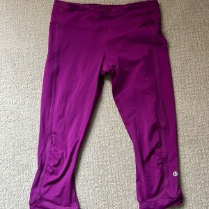 Purple cropped leggings with army mesh